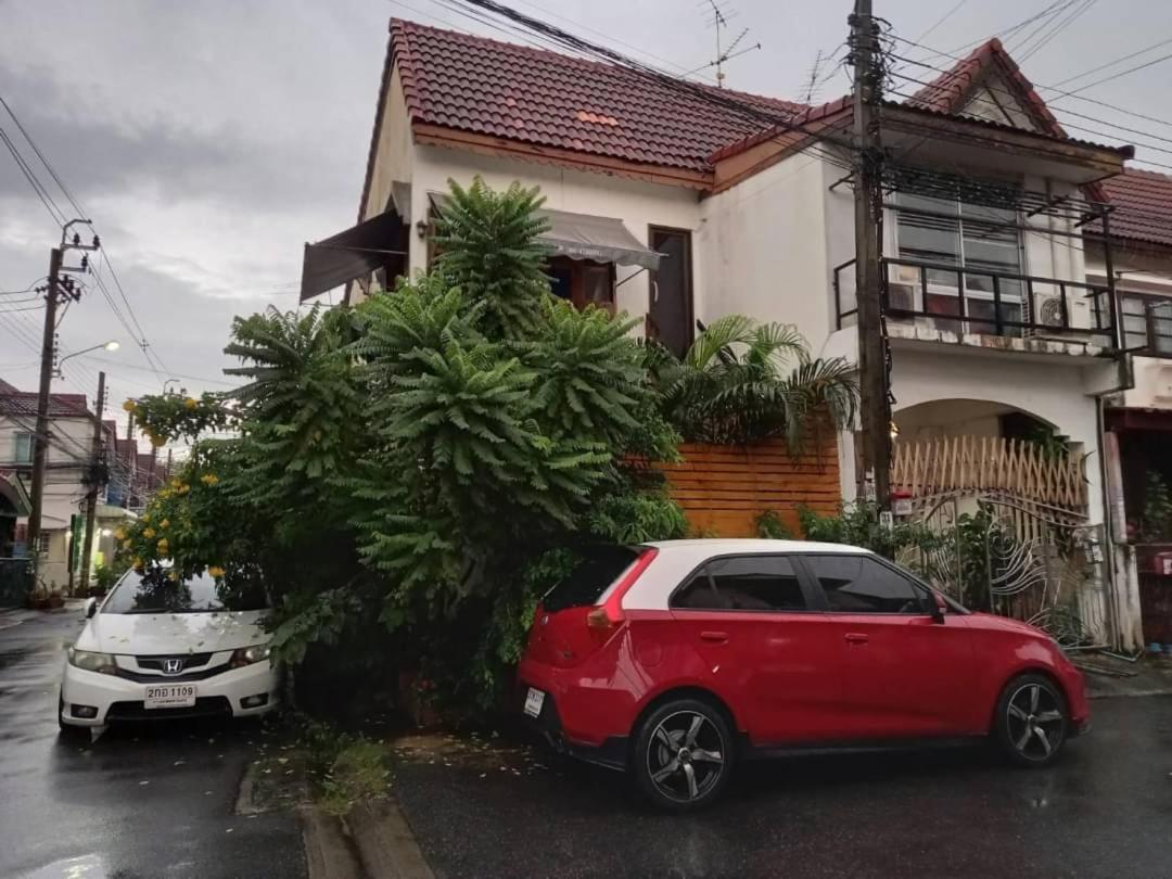 A & P House Apartment กรุงเทพมหานคร ภายนอก รูปภาพ