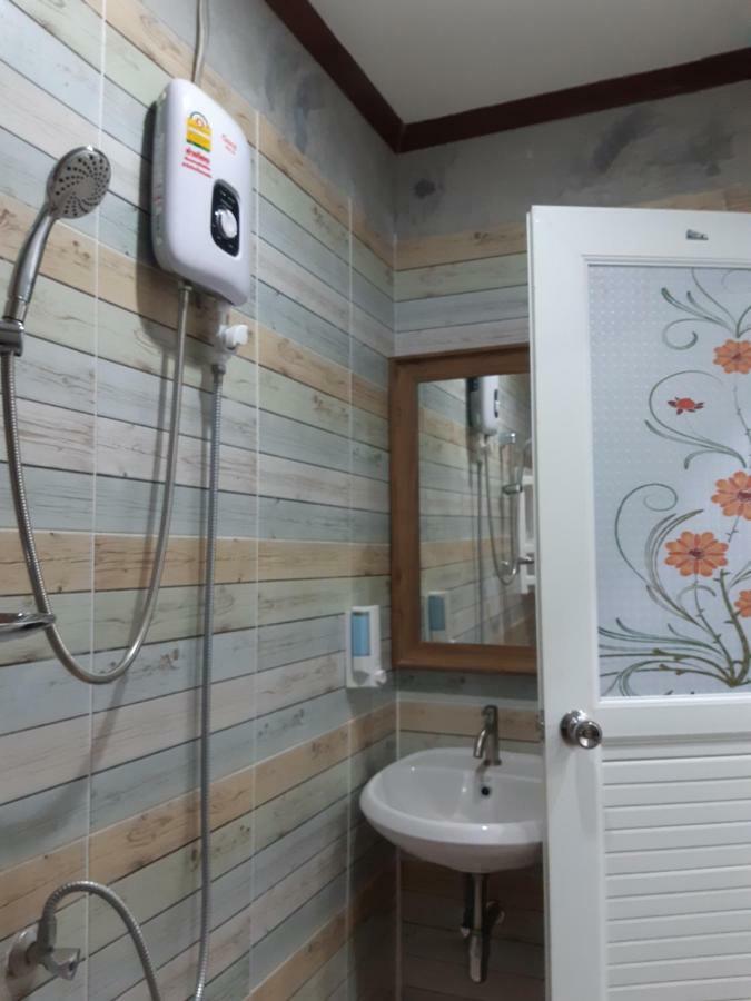 A & P House Apartment กรุงเทพมหานคร ภายนอก รูปภาพ
