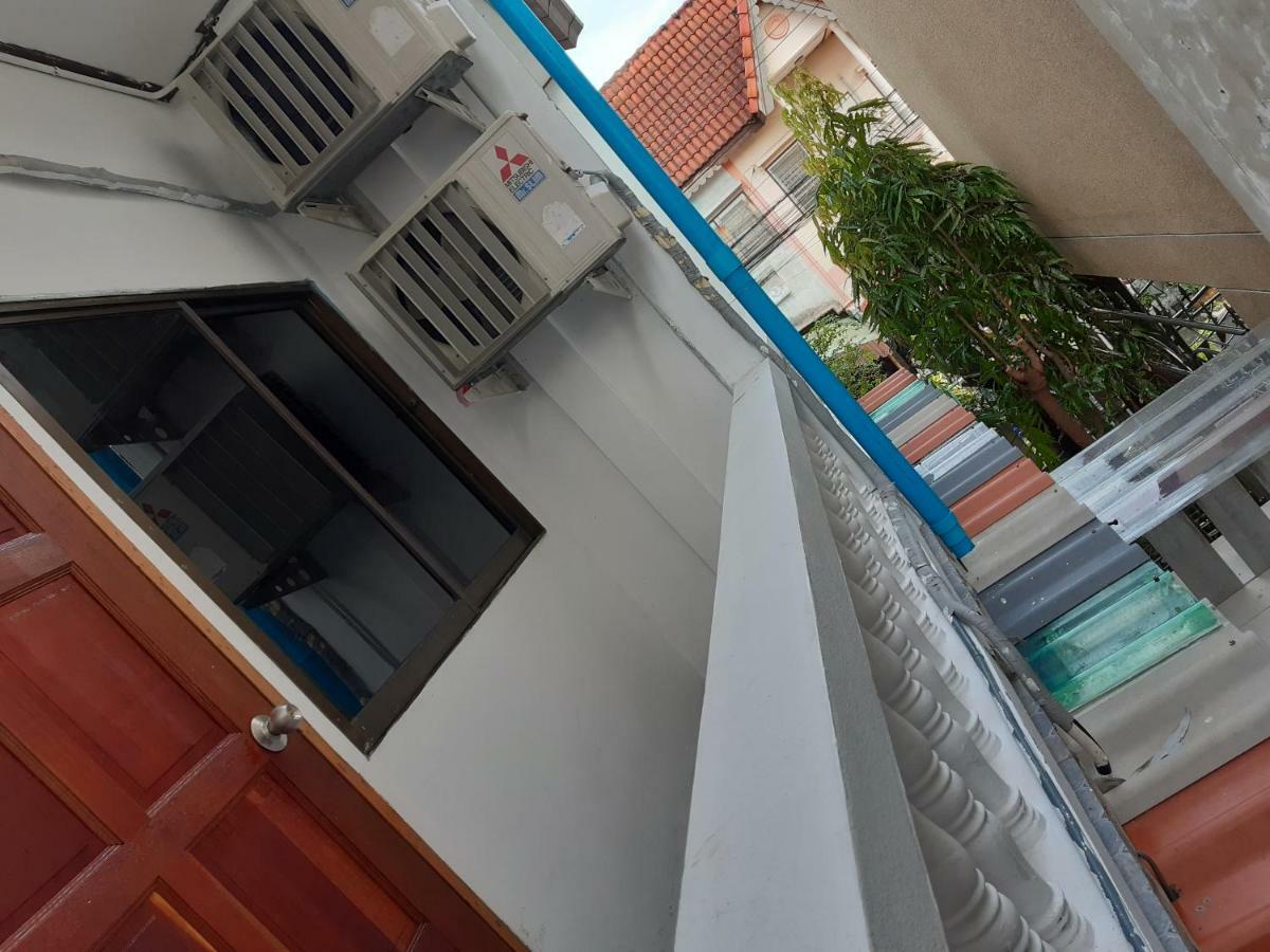 A & P House Apartment กรุงเทพมหานคร ภายนอก รูปภาพ